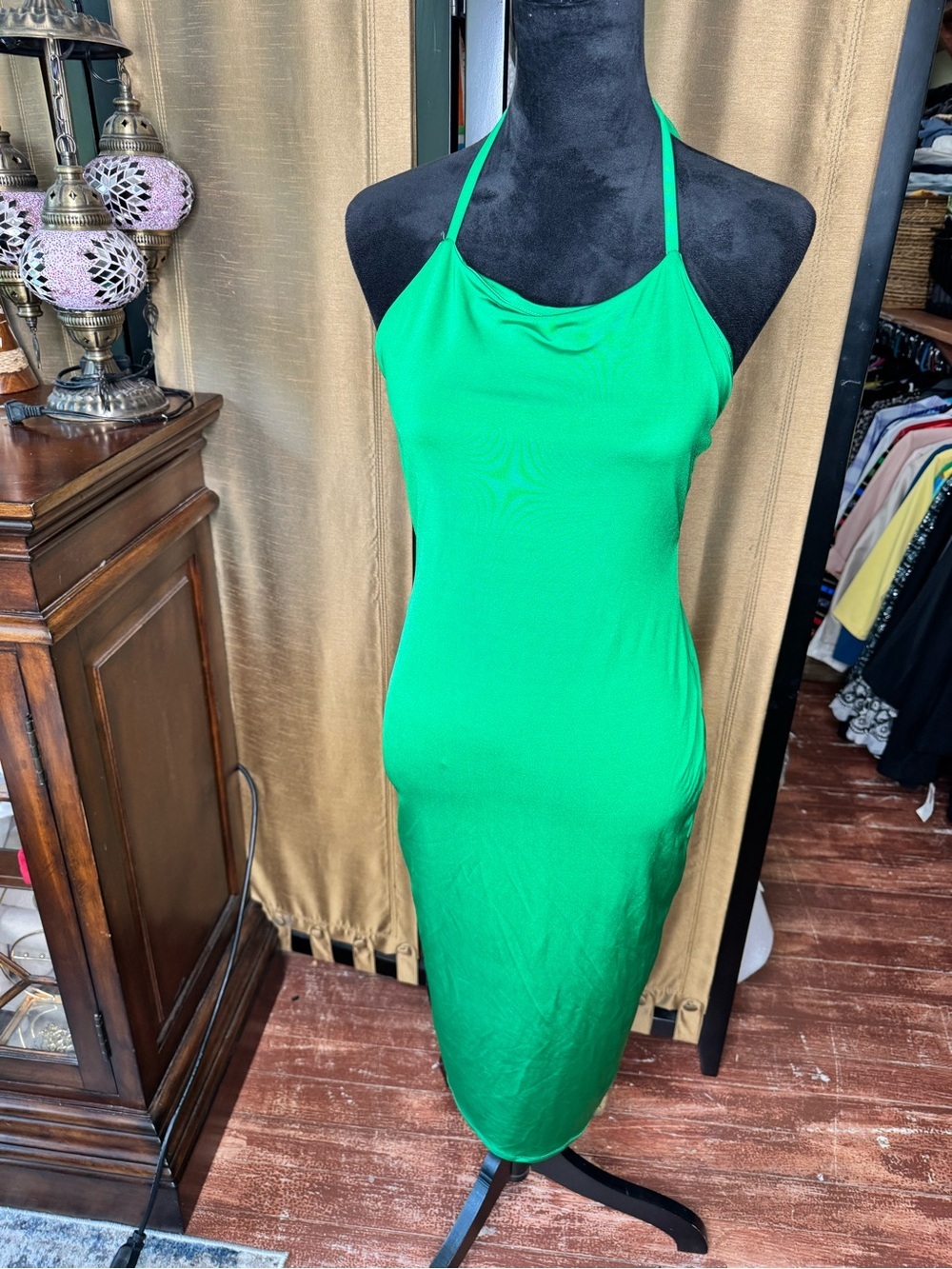 Green Spaghetti Strap Bodycon Midi Dress for Night Out - Picture 10 of 10